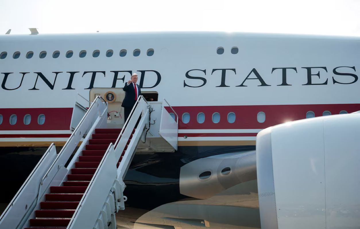 Air Force One: Χρυσός, πολυτέλεια και Apple TV στο προεδρικό αεροσκάφος των ΗΠΑ 11 Air Force One: Χρυσός, πολυτέλεια και Apple TV στο προεδρικό αεροσκάφος των ΗΠΑ