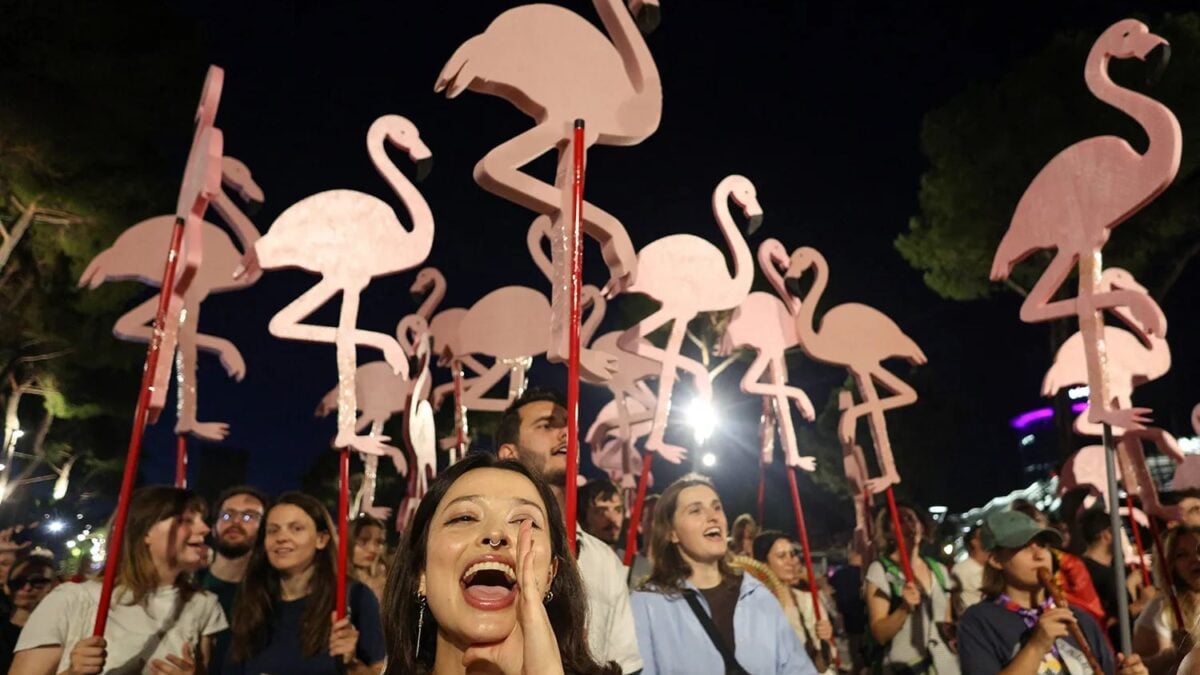 Ένταση στην Αλβανία για την επένδυση του γαμπρού του Τραμπ – Περιβαλλοντική ΜΚΟ καταγγέλλει οικολογική καταστροφή 1 Ένταση στην Αλβανία για την επένδυση του γαμπρού του Τραμπ – Περιβαλλοντική ΜΚΟ καταγγέλλει οικολογική καταστροφή