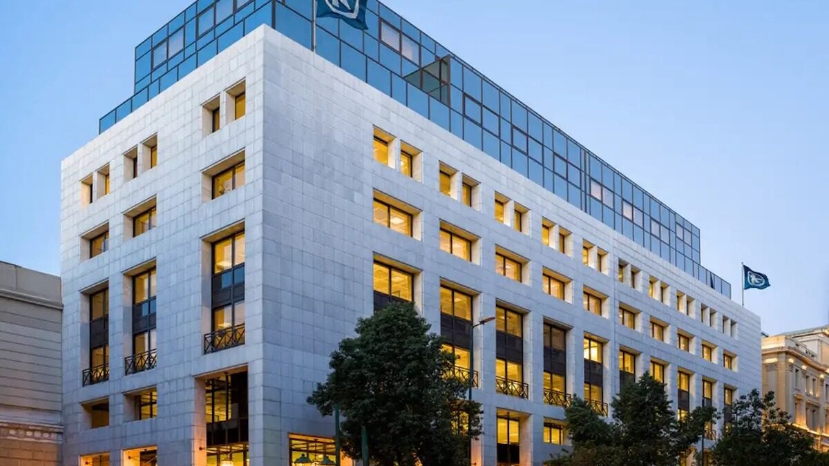 Alpha Bank: Κέρδη σχεδόν μισού δισ. ευρώ το α΄ 6μηνο – Πρόβλεψη για κέρδη ανά μετοχή στα 0,41 ευρώ 3 Alpha Bank: Κέρδη σχεδόν μισού δισ. ευρώ το α΄ 6μηνο – Πρόβλεψη για κέρδη ανά μετοχή στα 0,41 ευρώ