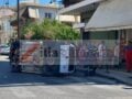 Σφοδρή σύγκρουση αυτοκινήτων στην Αμαλιάδα: Τούμπαρε το ένα, δύο γυναίκες απεγκλωβίστηκαν