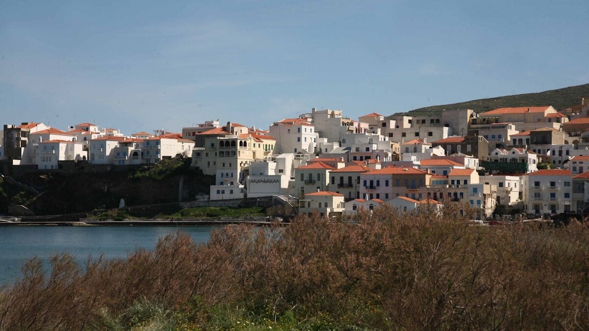 Άνδρας ξεψύχησε στο πλοίο για την Άνδρο 1 Άνδρας ξεψύχησε στο πλοίο για την Άνδρο