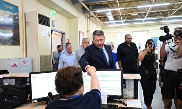 Νίκος Ανδρουλάκης στο ΕΚΑΒ: «Δεν θα επιτρέψουμε το υπουργείο Υγείας να μετατραπεί σε υπουργείο Προπαγάνδας του Άδωνι Γεωργιάδη»