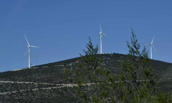 ΕΛΕΤΑΕΝ: Η συσχέτιση πυρκαγιών με Ανεμογεννήτριες είναι ψευδής