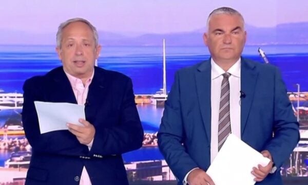 Αταίριαστοι: Ντσούνος και Κούτρας ανακοίνωσαν τον θάνατό της στον αέρα του ΣΚΑΪ – «Ενημερωθήκαμε πριν από λίγο»