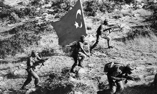 Κύπρος: 52 χρόνια από την εισβολή της Τουρκίας – Το χρονικό της 20ής Ιουλίου 1974