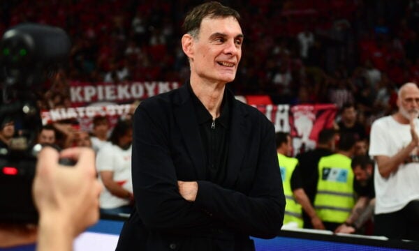 Γιώργος Μπαρτζώκας: κορυφαίος προπονητής της σεζόν στην GBL