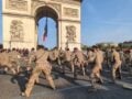 Παρίσι: Χάκα από τα υπερπόντια γαλλικά στρατεύματα στην Αψίδα του Θριάμβου – ΒΙΝΤΕΟ