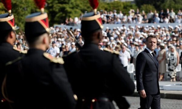 Ημέρα της Βαστίλης: Μακρόν στην XXL παρέλαση στο Παρίσι – Μήνυμα ισχύος για την «ευρωπαϊκή αφύπνιση»