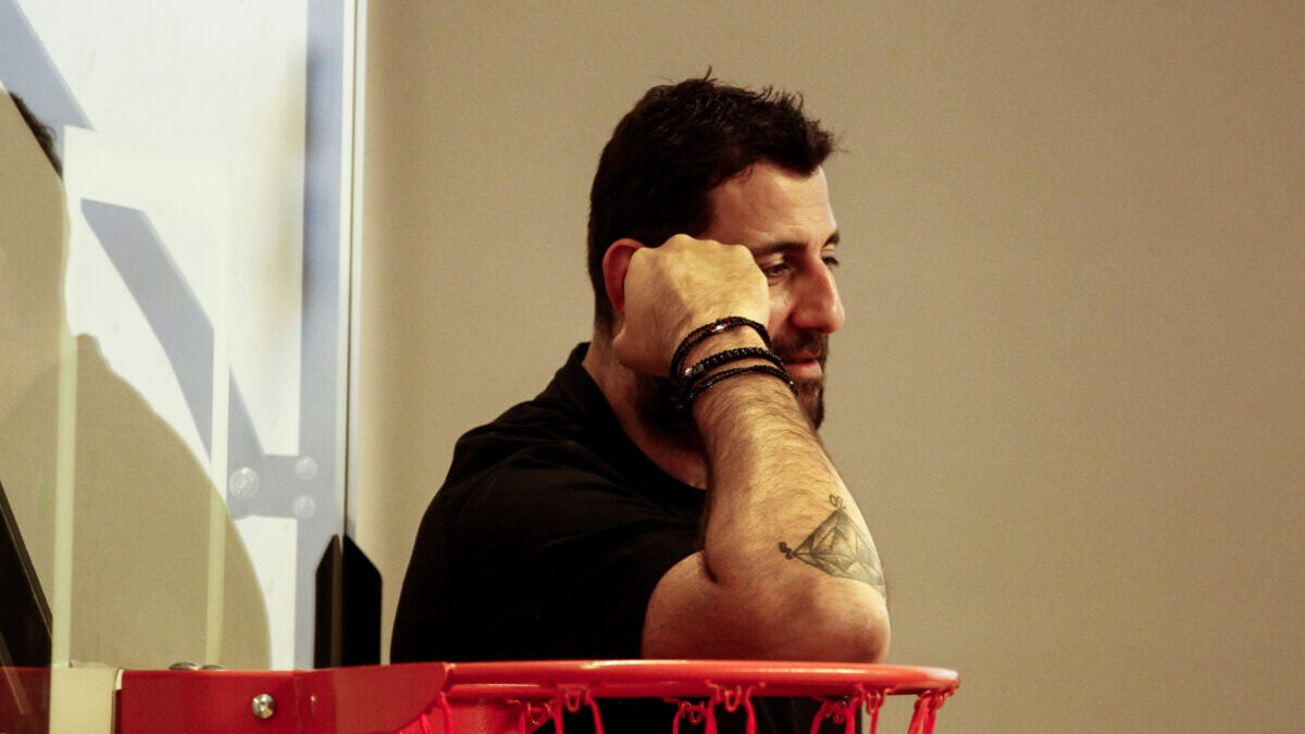 Τέλος ο Γιάννης Μπουρούσης από την ΕΟΚ 1 Τέλος ο Γιάννης Μπουρούσης από την ΕΟΚ