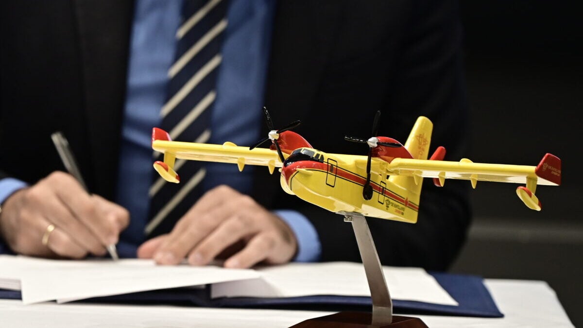 Canadair νέας γενιάς: Οι δυνατότητες των αμφίβιων πυροσβεστικών αεροσκαφών και ο ρόλος της Ελλάδας στην ευρωπαϊκή παραγγελία 1 Canadair νέας γενιάς: Οι δυνατότητες των αμφίβιων πυροσβεστικών αεροσκαφών και ο ρόλος της Ελλάδας στην ευρωπαϊκή παραγγελία