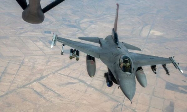 CENTCOM: Νέες αμερικανικές επιθέσεις κατά του Ιράν ολοκληρώθηκαν – Στο στόχαστρο στρατιωτικές εγκαταστάσεις και συστήματα αεράμυνας