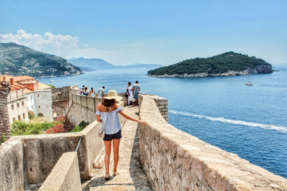 Οι λιγότερο και περισσότερο εποχικοί τουριστικοί προορισμοί στην Ευρώπη