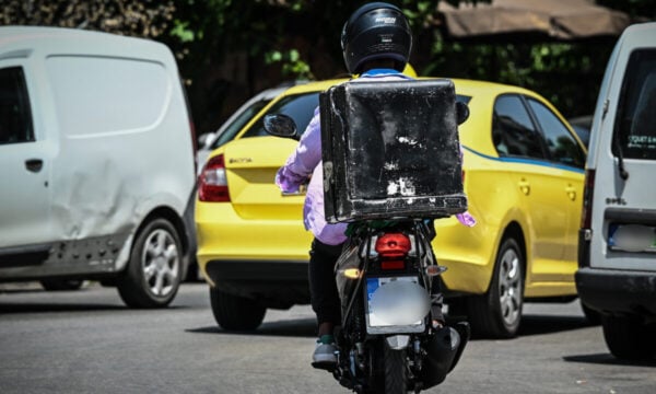 Χωρίς ντελίβερι σήμερα σε Αττική, Θεσσαλία, ανατολική Στερεά και Πελοπόννησο – Έκτακτα μέτρα για τους εργαζομένους