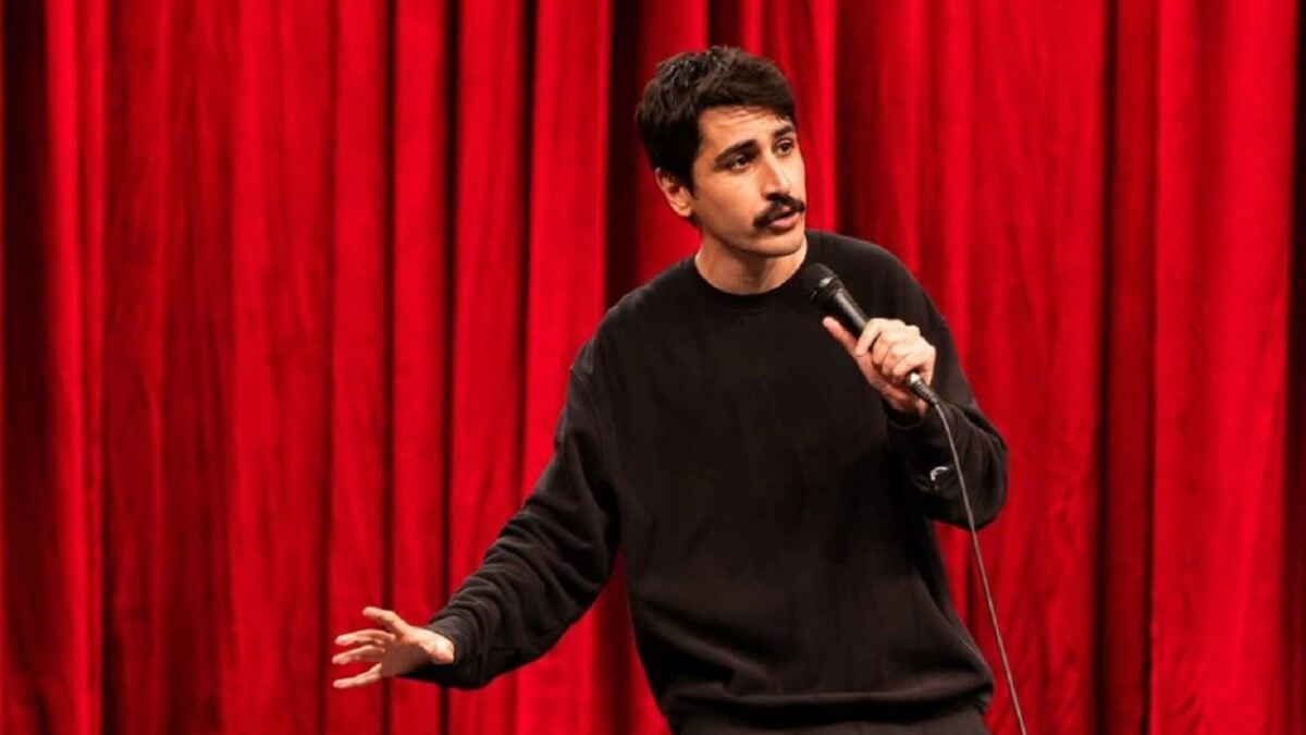 Τουρκία: Στη φυλακή ο γνωστός stand-up κωμικός που συνελήφθη για προσβολή του Ισλάμ και του Ερντογάν - «Δεν είχα πρόθεση να προσβάλω κανέναν» 1 Τουρκία: Στη φυλακή ο γνωστός stand-up κωμικός που συνελήφθη για προσβολή του Ισλάμ και του Ερντογάν – «Δεν είχα πρόθεση να προσβάλω κανέναν»
