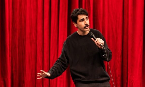 Τουρκία: Στη φυλακή ο γνωστός stand-up κωμικός που συνελήφθη για προσβολή του Ισλάμ και του Ερντογάν – «Δεν είχα πρόθεση να προσβάλω κανέναν»