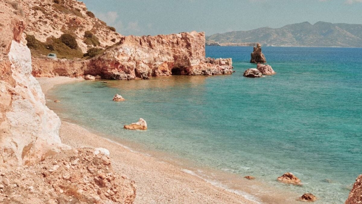 Καλοκαιρινές διακοπές: Πόσα χρήματα θα δώσουν μια τετραμελής οικογένεια και ένα ζευγάρι για 7 ημέρες 2 Καλοκαιρινές διακοπές: Πόσα χρήματα θα δώσουν μια τετραμελής οικογένεια και ένα ζευγάρι για 7 ημέρες