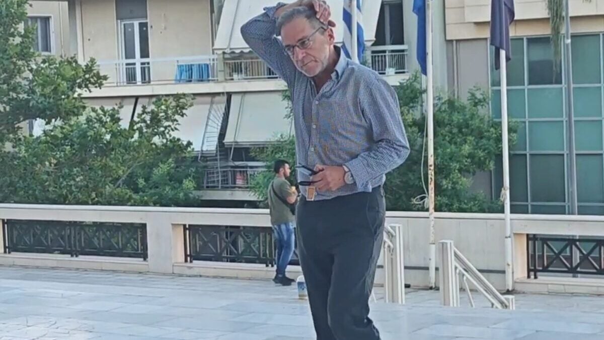 Δημήτρης Λιγνάδης: Συνεχίζεται η δίκη στο Εφετείο Αθηνών – Καταθέτει φίλος καταγγέλλοντα 1 Δημήτρης Λιγνάδης: Συνεχίζεται η δίκη στο Εφετείο Αθηνών – Καταθέτει φίλος καταγγέλλοντα