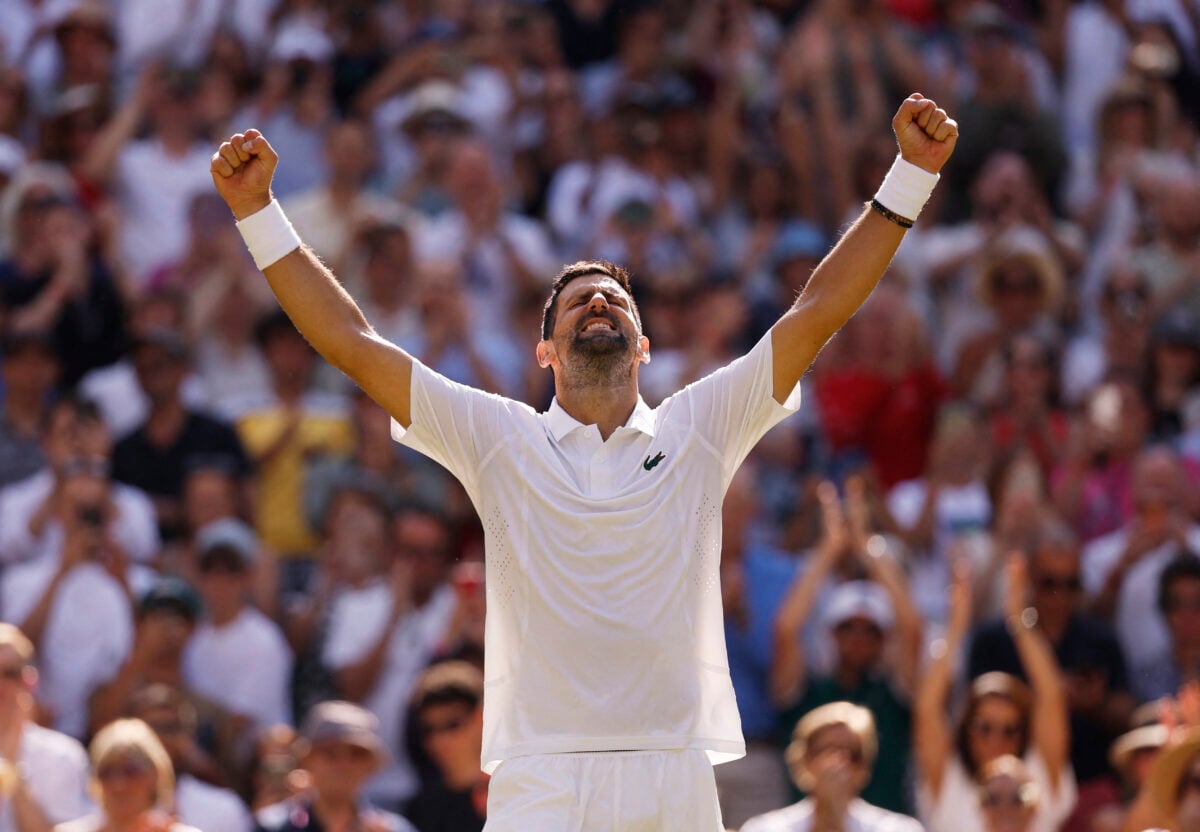 Νόβακ Τζόκοβιτς έγραψε ιστορία στο Wimbledon, ισοφαρίζοντας τον Ρότζερ Φέντερερ