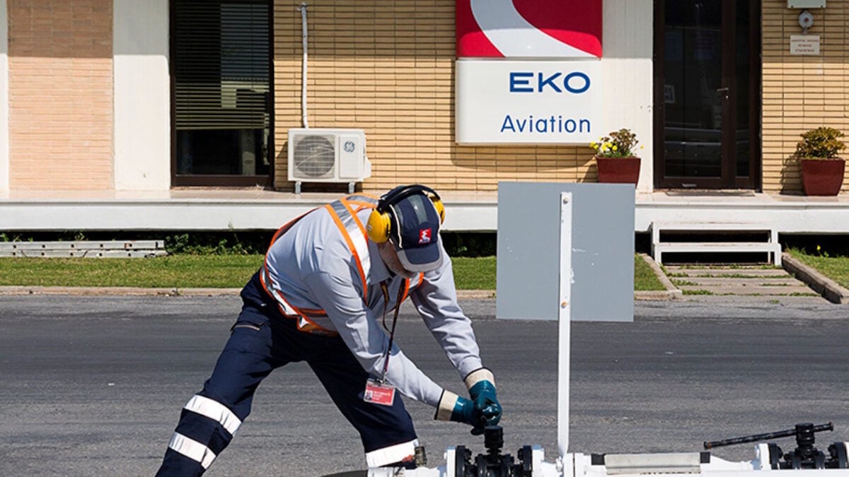 ΕΚΟ: Ασφαλής και αξιόπιστος ανεφοδιασμός αερομεταφορών σε όλη την Ελλάδα 2 ΕΚΟ: Ασφαλής και αξιόπιστος ανεφοδιασμός αερομεταφορών σε όλη την Ελλάδα