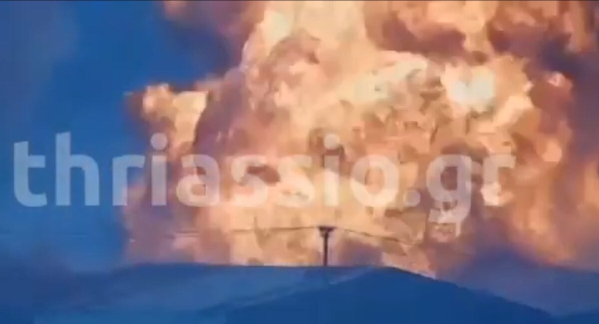 Ασπρόπυργος: Βίντεο ντοκουμέντο με την έκρηξη στο κατάστημα με τα ανταλλακτικά και τη φωτιά