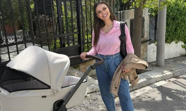 Ελένη Τσολάκη: Η πιο γλυκιά στιγμή με την 16 μηνών κόρη της – Η φωτογραφία που «έλιωσε» το Instagram
