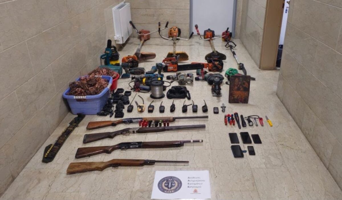 Μεσσηνία: Κοινοτάρχης, ο αδερφός του και ένας πυροσβέστης εκβίαζαν αγρότες και έβαζαν φωτιές
