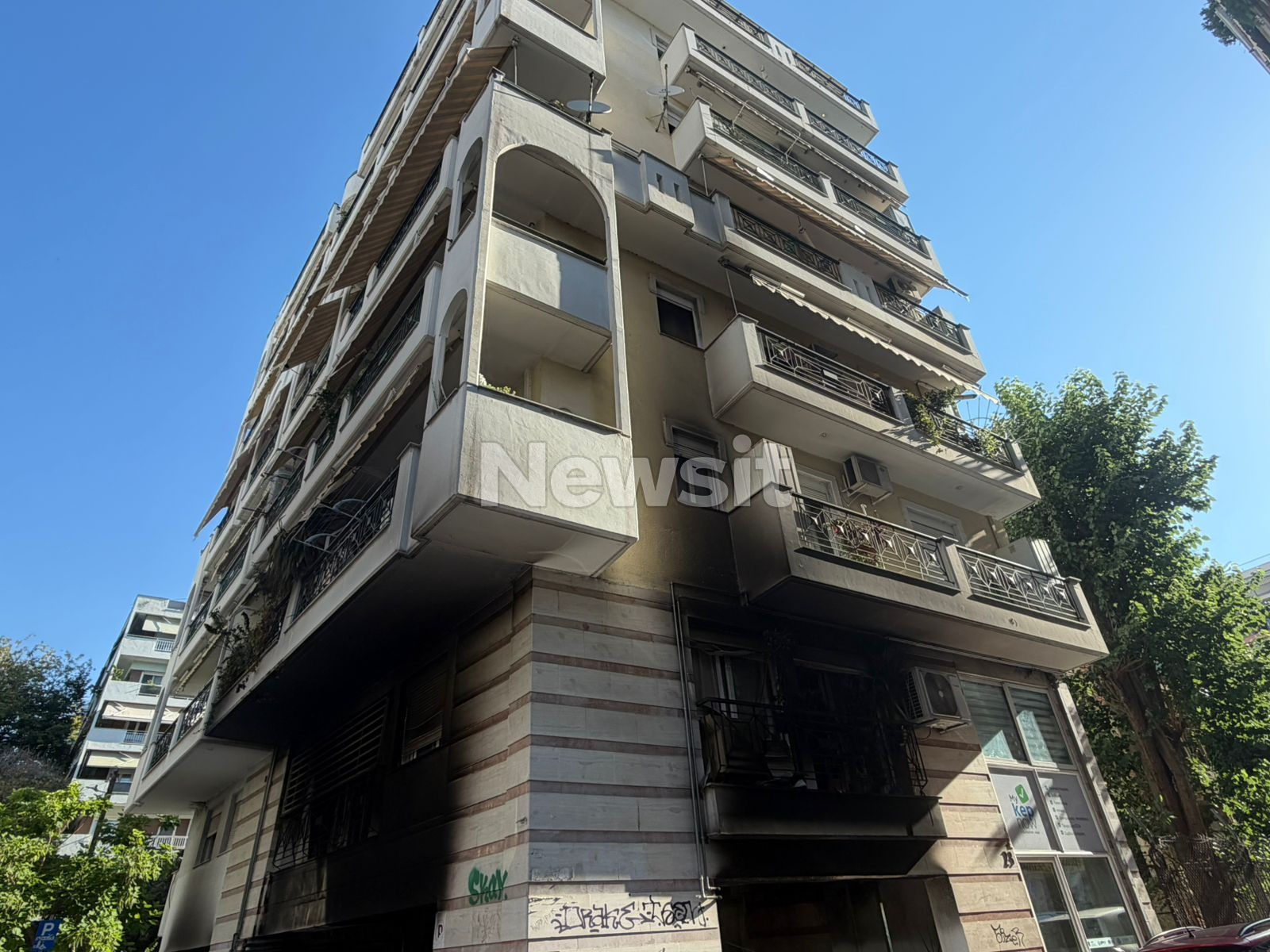 Εμπρηστικές επιθέσεις στη Θεσσαλονίκη: Στην Αντιτρομοκρατική οι έρευνες για τους εμπρησμούς στα σπίτια στελεχών της ΝΔ