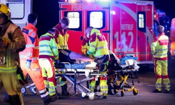 Βερολίνο: Ανθρωποκυνηγητό για τη σύλληψη του δράστη της φονικής επίθεσης σε φεστιβάλ Pride – Ισλαμιστής ο ύποπτος