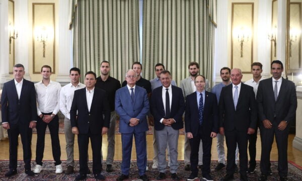 Στο Προεδρικό Μέγαρο η Εθνική Πόλο – φωτογραφίες