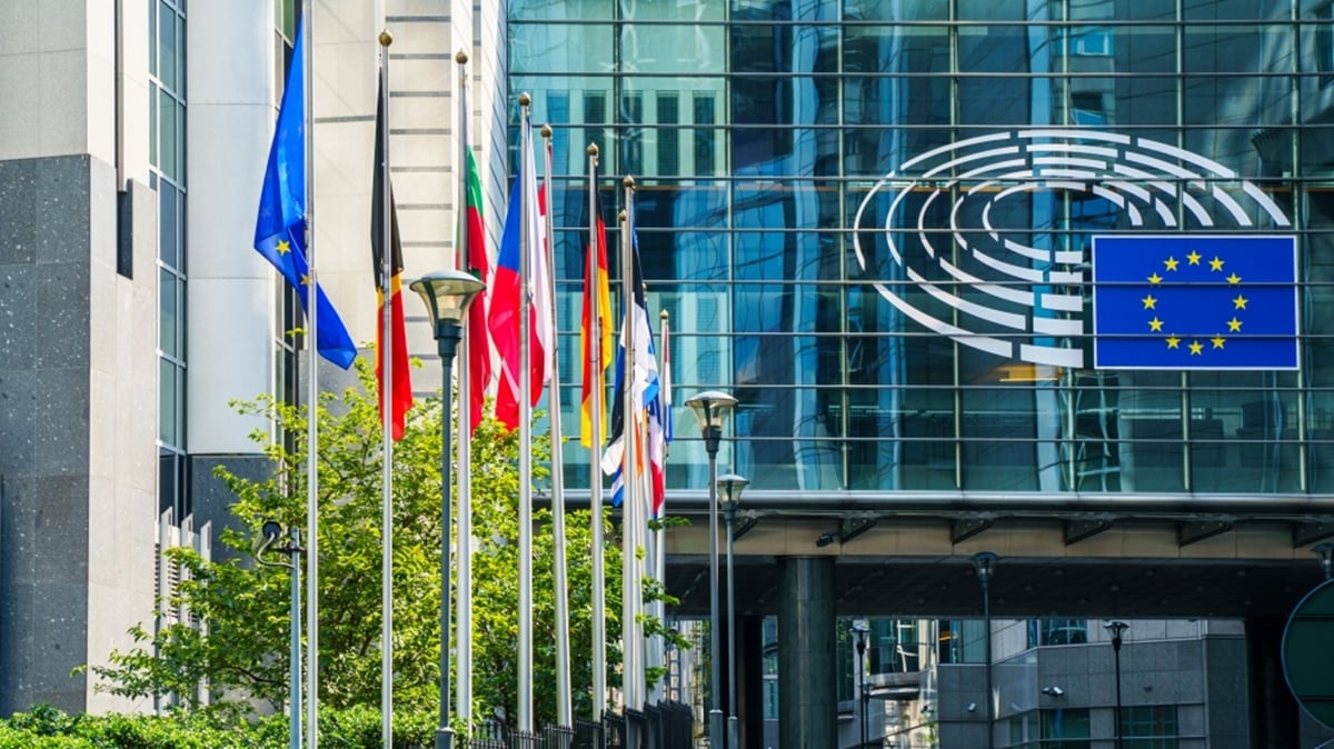 ΕΕ θωρακίζει νομικά τους Δήμους για περιορισμούς σε Airbnb