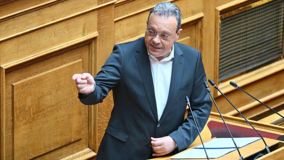 Σωκράτης Φάμελλος ανεξαρτητοποιείται από την Κ.Ο. του ΣΥΡΙΖΑ 1 Σωκράτης Φάμελλος ανεξαρτητοποιείται από την Κ.Ο. του ΣΥΡΙΖΑ