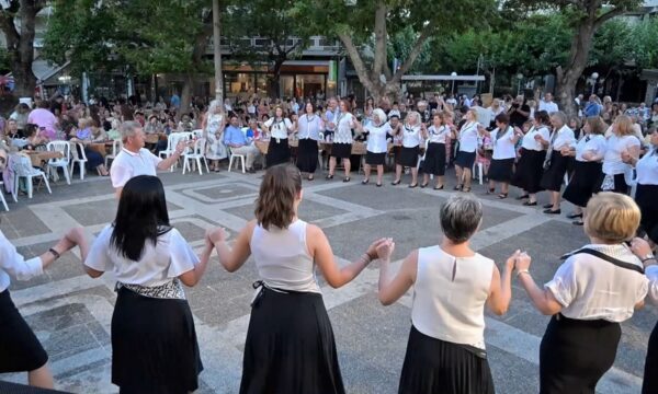 Κοσμοπλημμύρα στο χοροστάσι του Αγίου Αθανασίου