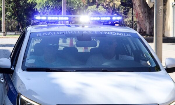 Ηράκλειο: 58χρονος προσπάθησε να πνίξει 8χρονο με μαξιλάρι επειδή τον ενοχλούσαν οι φωνές του – Συνελήφθη