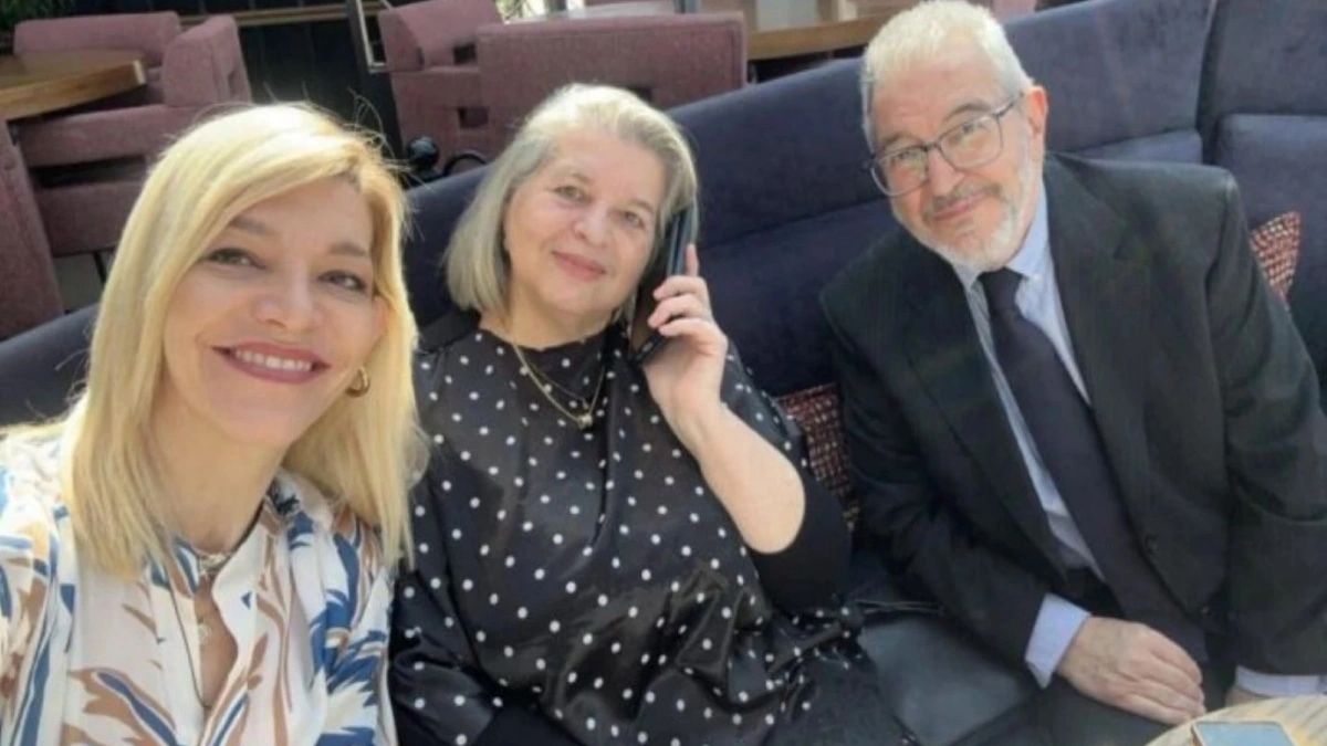 Βάγια Νέστορα: Η ανάρτηση του συζύγου της – «Πήγε να βρει την κόρη μας! Θα σε θυμάμαι πάντα γυναίκα μου γλυκιά» 3 Βάγια Νέστορα: Η ανάρτηση του συζύγου της – «Πήγε να βρει την κόρη μας! Θα σε θυμάμαι πάντα γυναίκα μου γλυκιά»