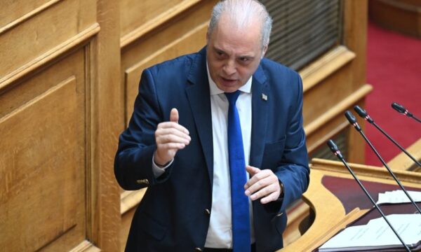 Βελόπουλος: Υπερφορολόγηση είναι το μεγάλο πρόβλημα – Δουλεύουμε σχεδόν έξι μήνες το χρόνο για το κράτος