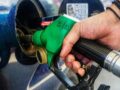 Οι τιμές των καυσίμων παραμένουν «κολλημένες» παρά τη ραγδαία πτώση του Brent – Άγνωστο πότε θα υποχωρήσουν
