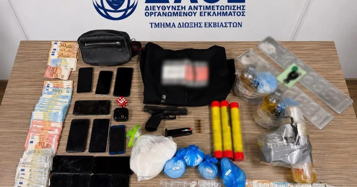 Εγκληματική οργάνωση με αρχηγό 49χρονο κρατούμενο: 4 συλλήψεις 4 Εγκληματική οργάνωση με αρχηγό 49χρονο κρατούμενο: 4 συλλήψεις