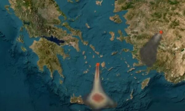 Φωτιά στην Πάρο: Ο καπνός κάλυψε τις νότιες Κυκλάδες και έφτασε μέχρι την Κρήτη