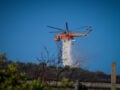 Φωτιά στα Μέθανα: Ρίψεις νερού από εναέρια μέσα