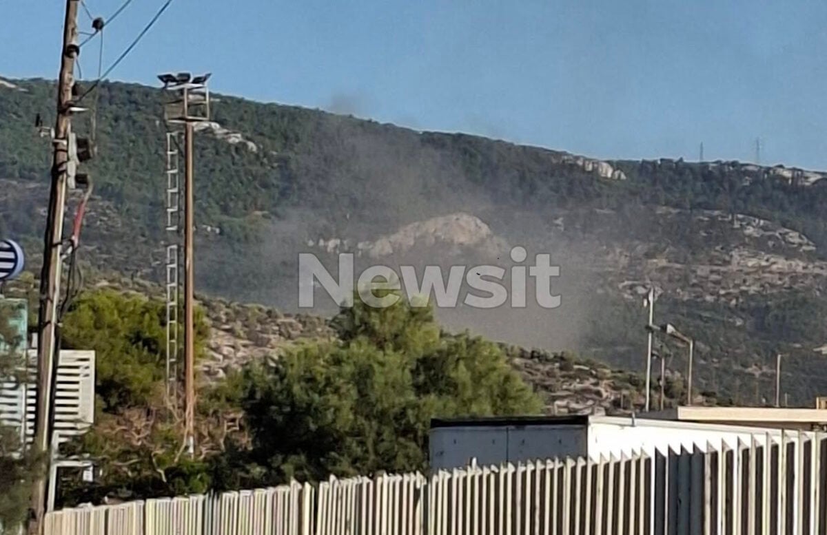 Φωτιά στον Σκαραμαγκά: πυρκαγιά στην περιοχή