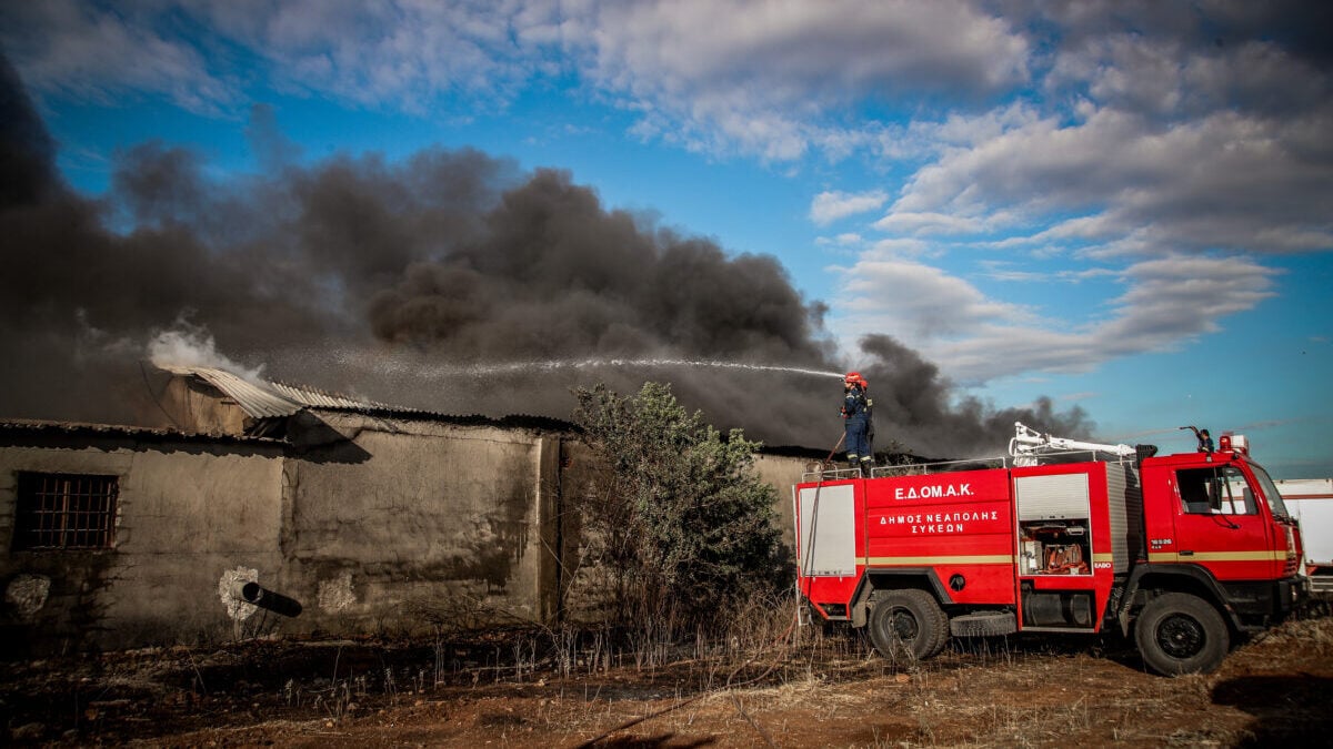 Θέρμη: Συνελήφθη 66χρονος για φωτιά από αγροτικές εργασίες από αμέλεια 1 Θέρμη: Συνελήφθη 66χρονος για φωτιά από αγροτικές εργασίες από αμέλεια