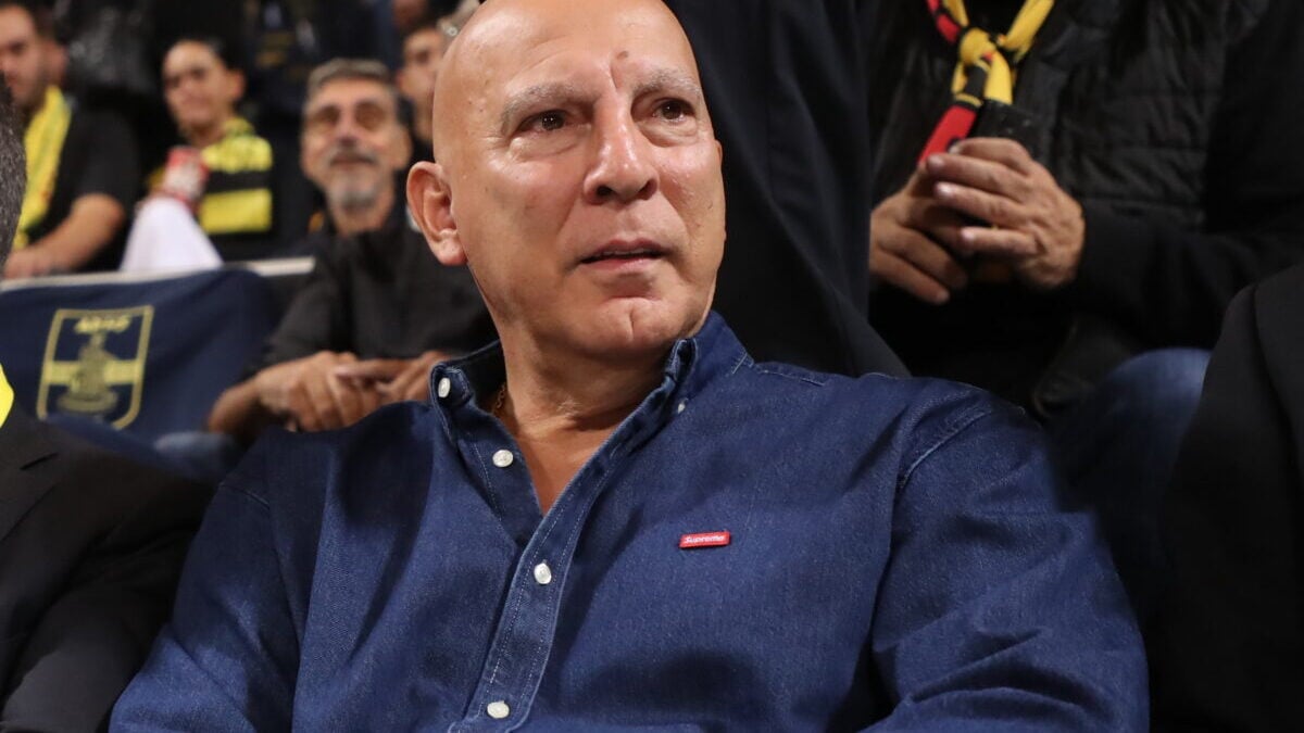 Νίκος Γκάλης: Γίνεται 69 ετών ο «μύθος» του ελληνικού μπάσκετ 1 Νίκος Γκάλης: Γίνεται 69 ετών ο «μύθος» του ελληνικού μπάσκετ