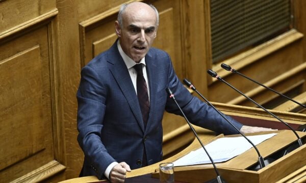 ΣΥΡΙΖΑ: Ανεξαρτητοποιήθηκε από την Κοινοβουλευτική Ομάδα ο Γιώργος Γαβρήλος