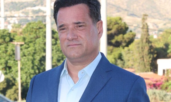 Άδωνις Γεωργιάδης για Στέλιο Ρόκκο: Η οδήγηση μηχανής χωρίς κράνος είναι απαράδεκτη