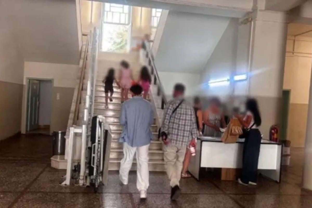 Ηράκλειο: Στη φυλακή ο 27χρονος μποξέρ που ταξίδεψε από τη Γερμανία και ξυλοκόπησε την πρώην του – «Ήθελε να της κάνει έκπληξη» είπε ο δικηγόρος του