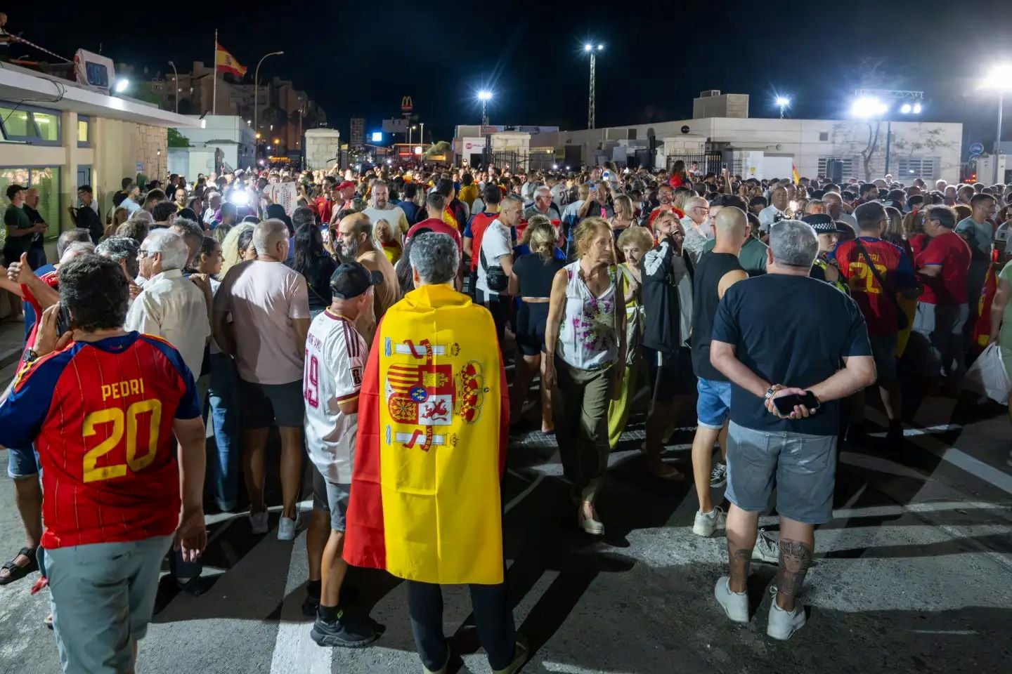 Γιβραλτάρ: Έπεσε ο φράχτης στα σύνορα με την Ισπανία έπειτα από 57 χρόνια – Τι αλλάζει με την ιστορική συμφωνία 12 Γιβραλτάρ: Έπεσε ο φράχτης στα σύνορα με την Ισπανία έπειτα από 57 χρόνια – Τι αλλάζει με την ιστορική συμφωνία
