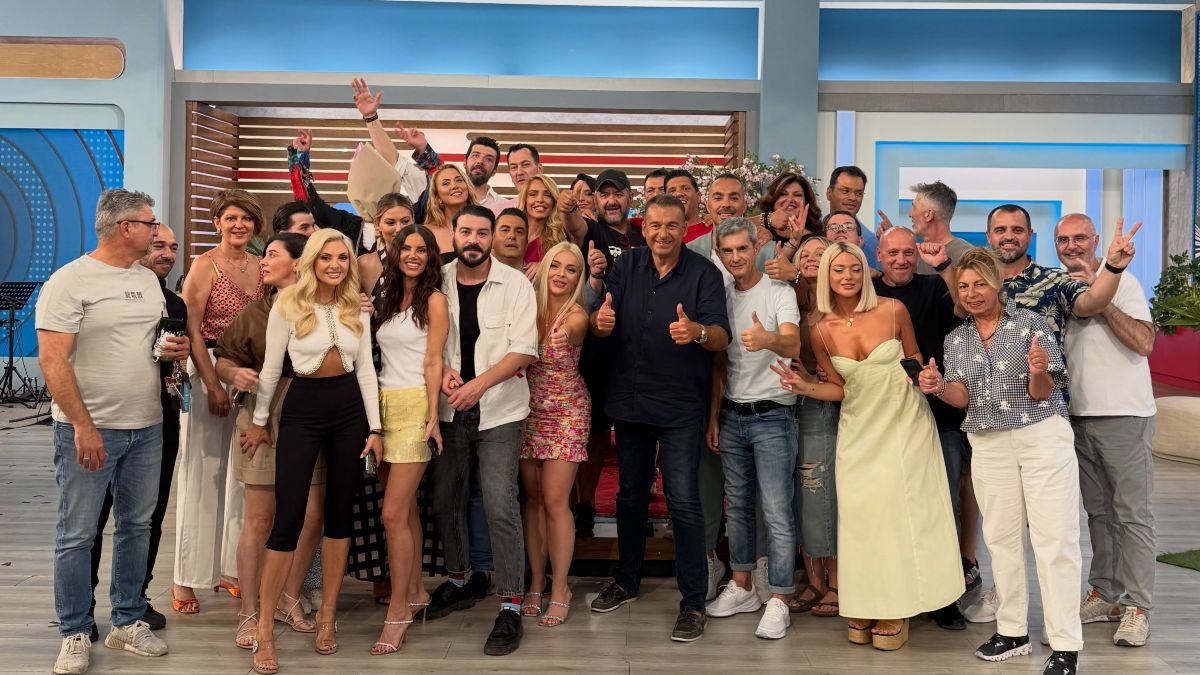 Γιώργος Λιάγκας: Η αποχαιρετιστήρια ανάρτηση με τους συνεργάτες του μετά το τέλος του Πρωινού (Βίντεο)