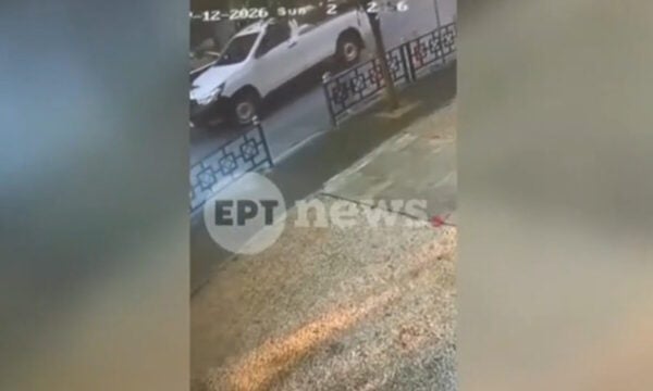 Φωτιά στο παλιό κτίριο του Μπάντμιντον στο Γουδί: Το βίντεο ντοκουμέντο που «έκαψε» τους τρεις συλληφθέντες