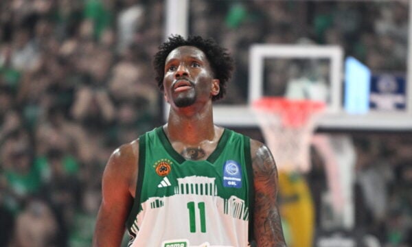 Χέιζ-Ντέιβις: «Ευχαριστώ τους haters που με παρακινούν να γίνω ο πιο εκδικητικός νικητής»