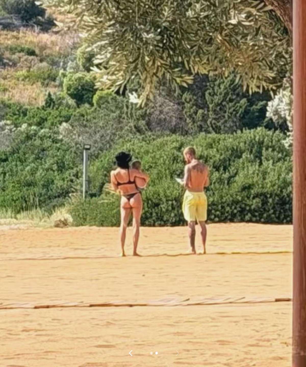 Justin & Hailey Bieber: Διακοπές στην Ελλάδα με τον γιο τους – Το υπερπολυτελές ξενοδοχείο των 1.700 ευρώ τη βραδιά στο Κρανίδι 16 H Hailey Bieber στην Ελλάδα